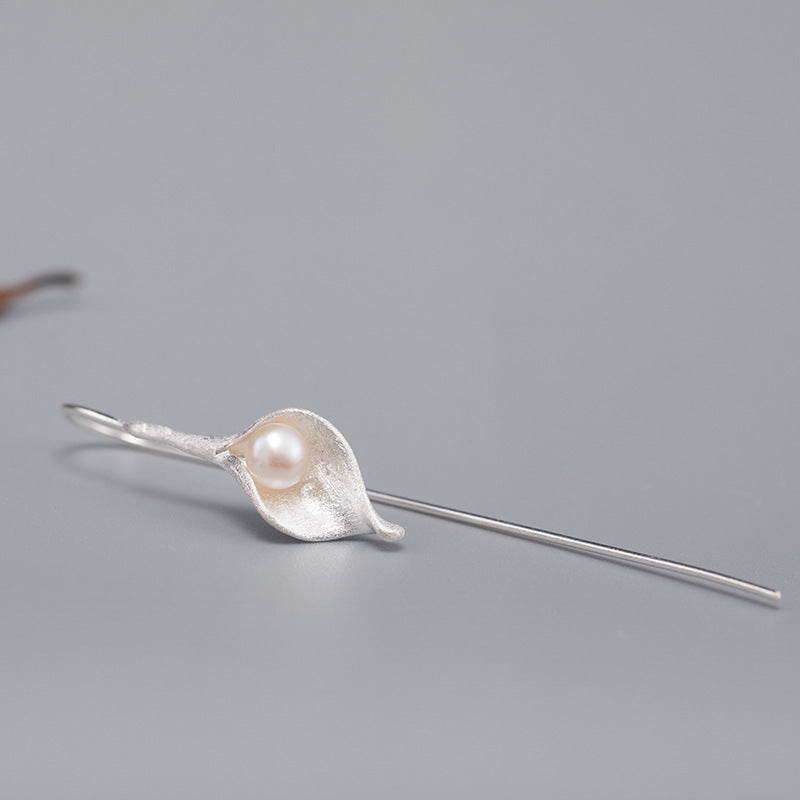 Lily Pearl Earrings