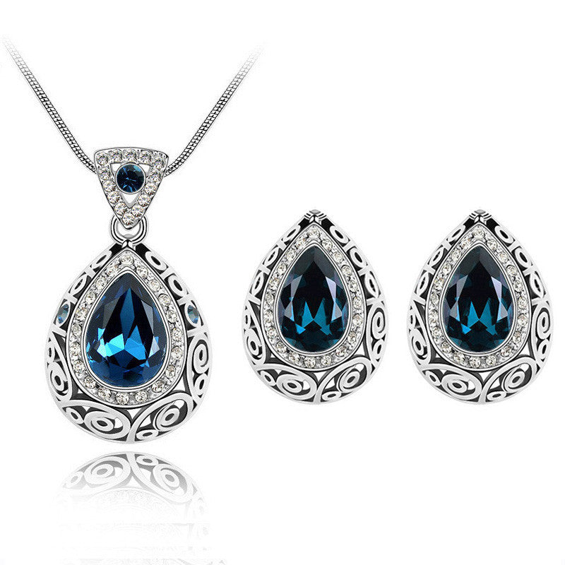 Vintage Regal Crystal Teardrop Jewelry Set