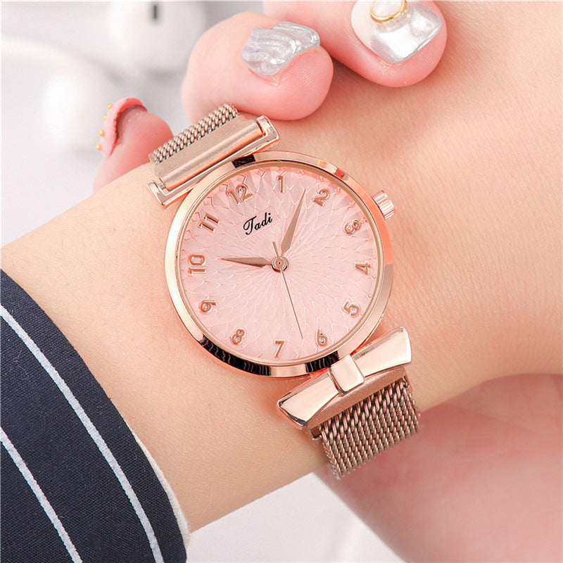 Stylish Rose Gold Quartz Watch & Bracelet Set