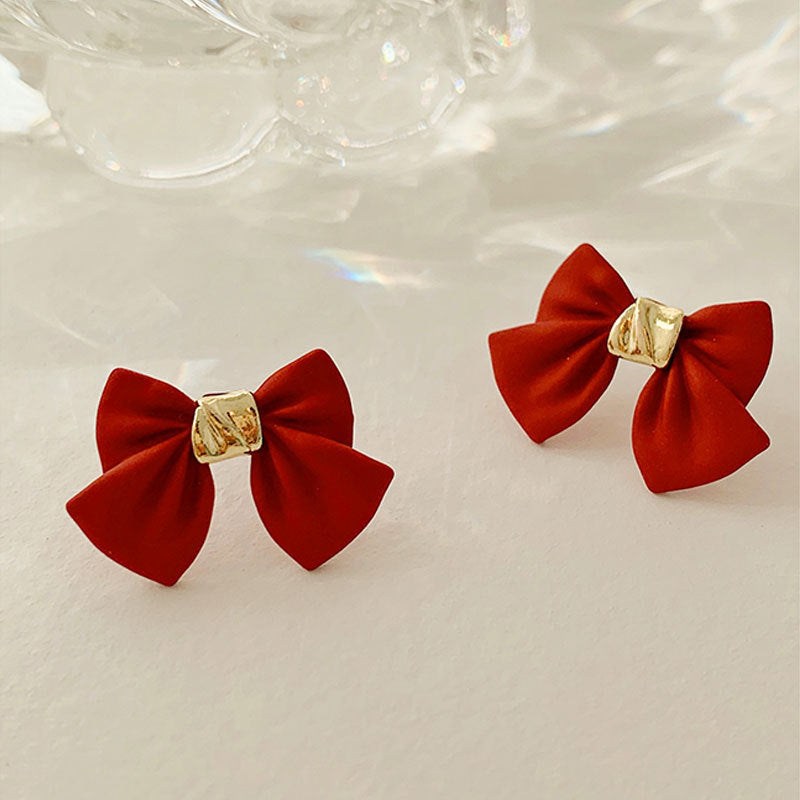 Elegant Pearl Bow Earrings