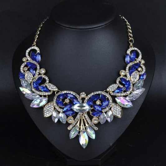 Sparkling Floral Alloy Necklace