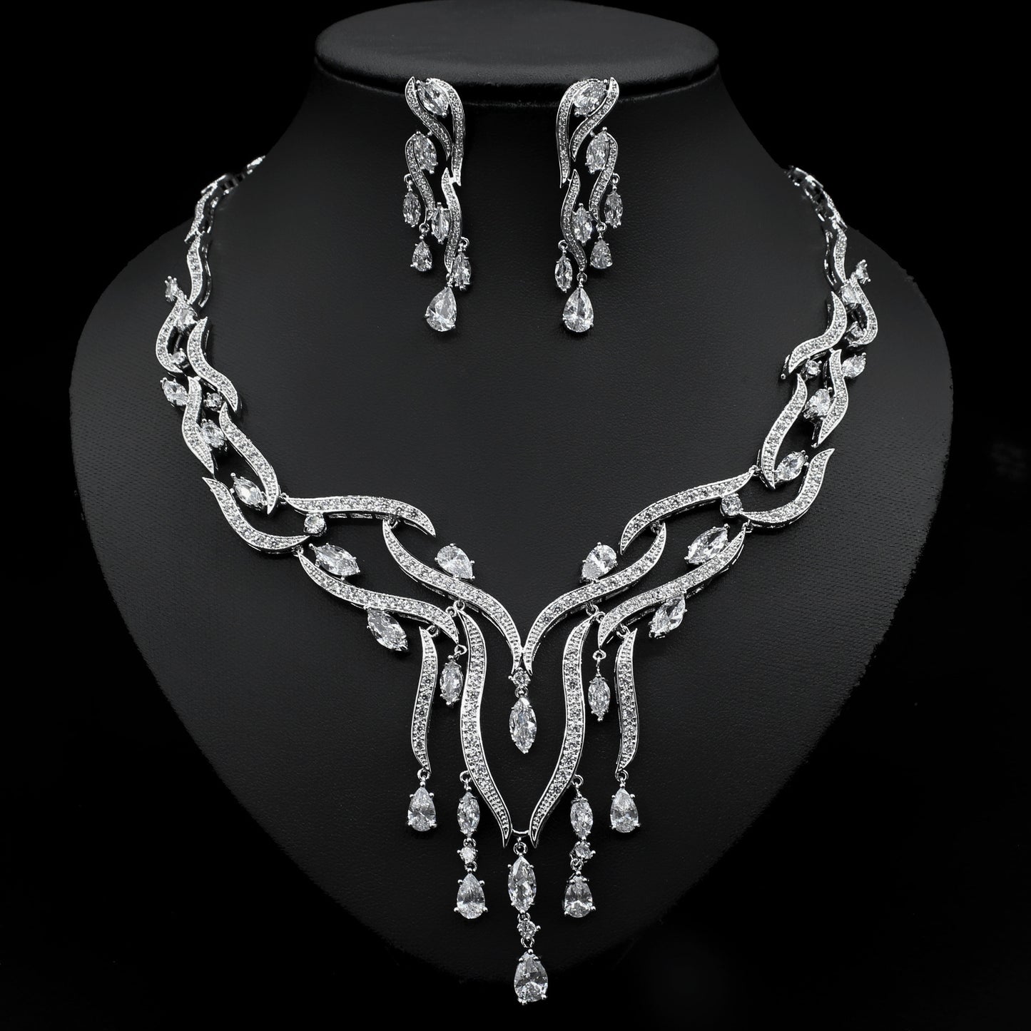 Dazzling New Crystal Zircon Tassel Pendant Jewelry Set