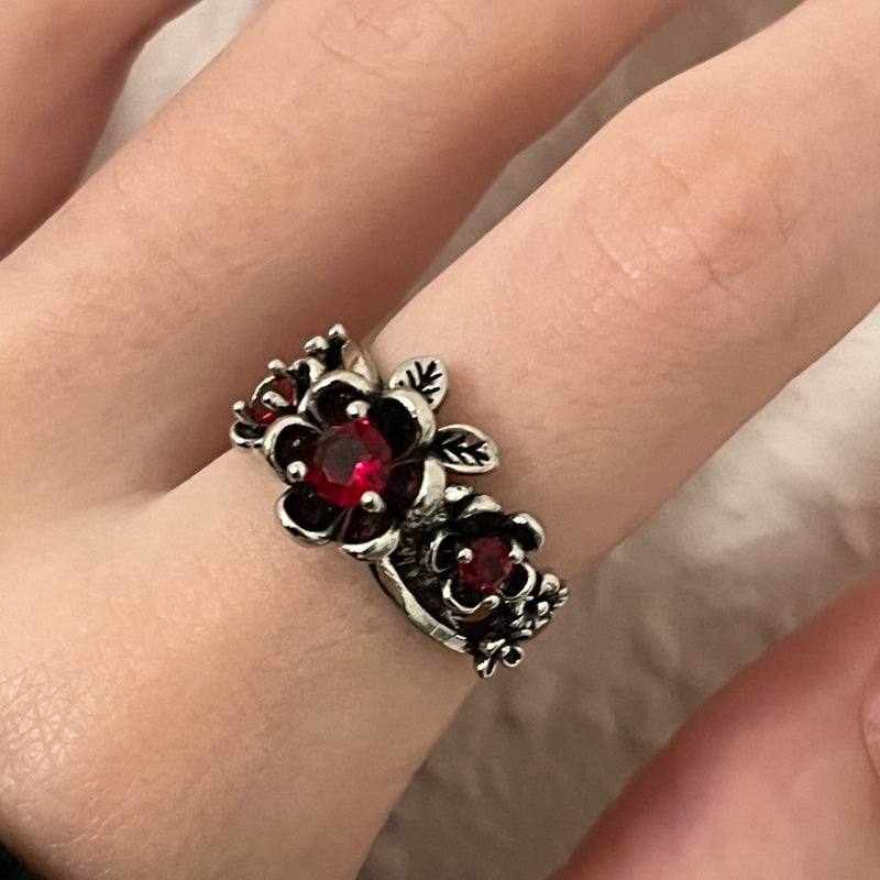 Vintage Red Zircon Floral Fashion Ring