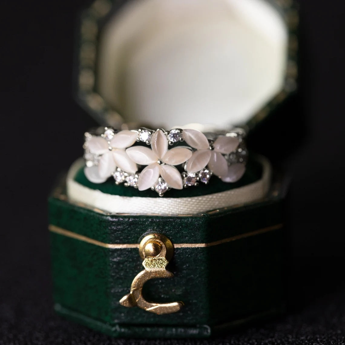 Elegant Floral Diamond Wedding Band