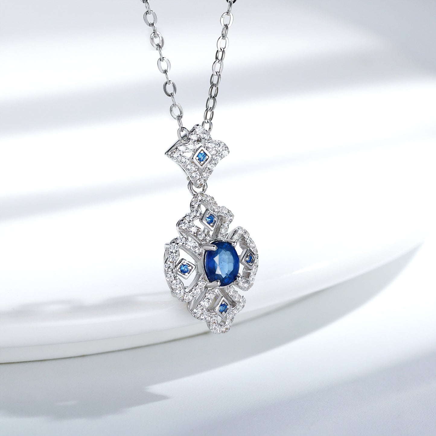 Retro Sapphire Pendant Necklace
