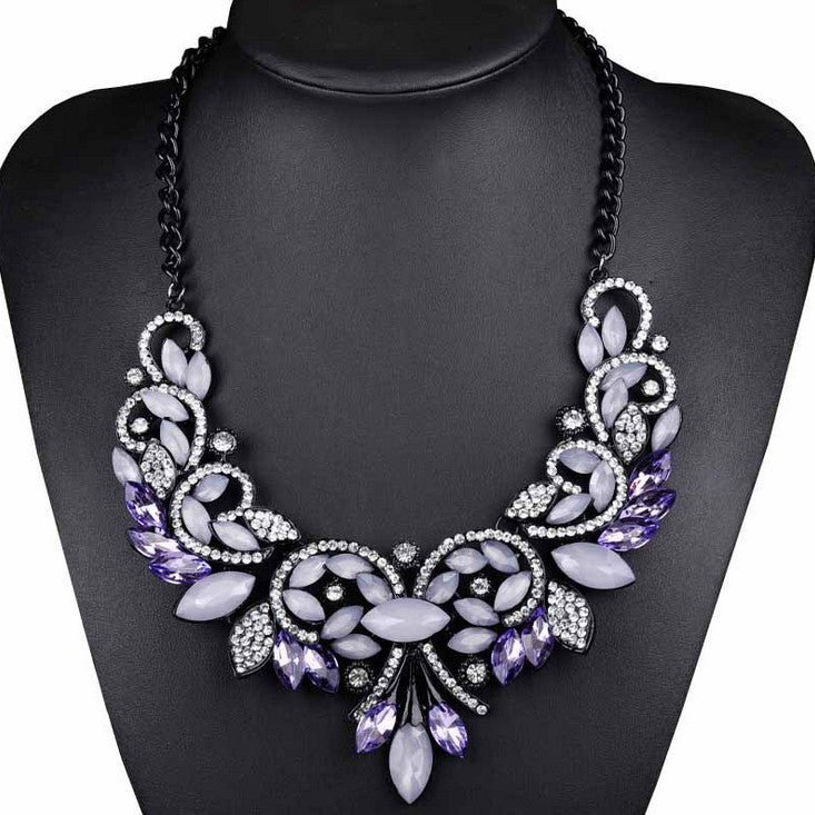 Sparkling Floral Alloy Necklace