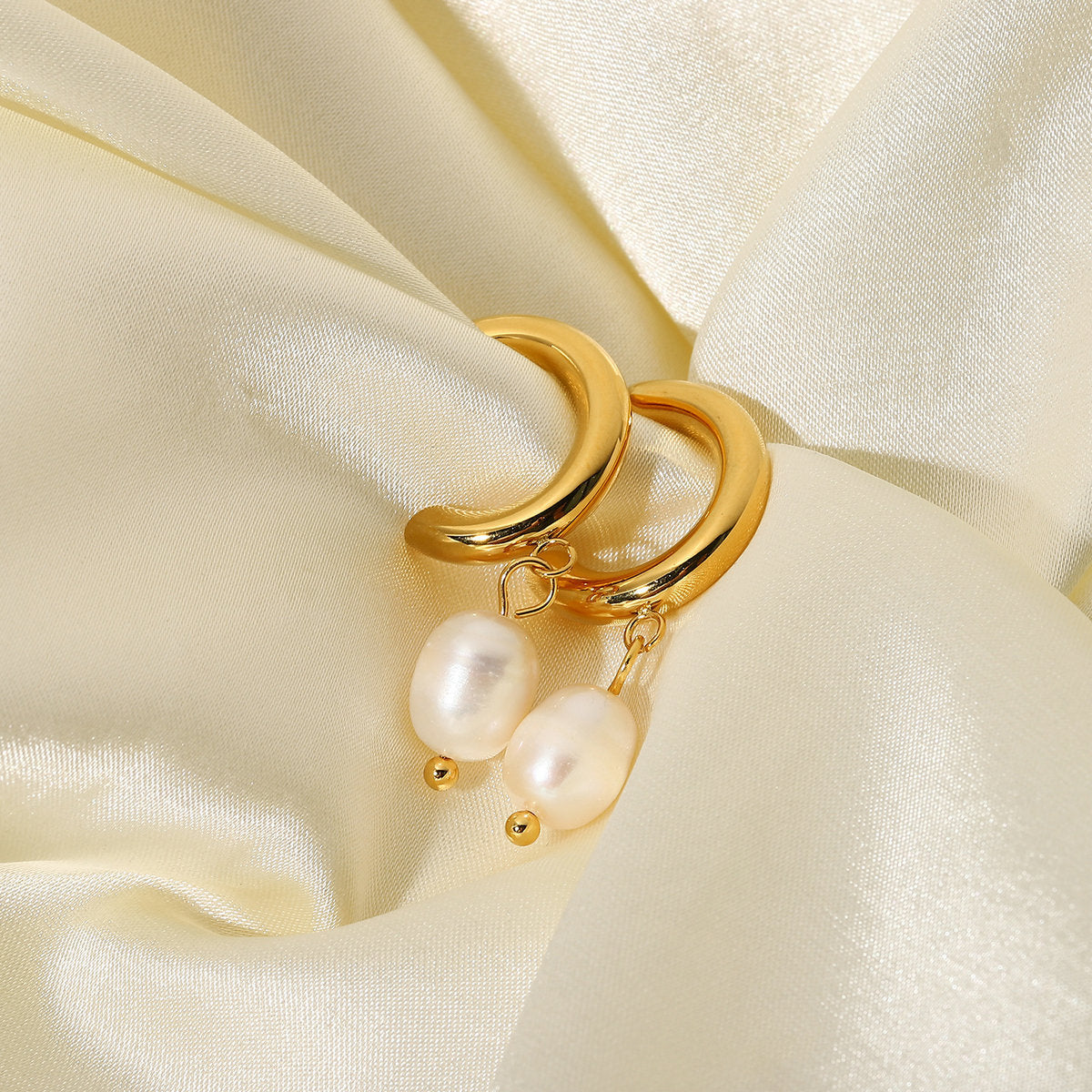 14K Gold Plated Freshwater Pearl Hoop Earrings