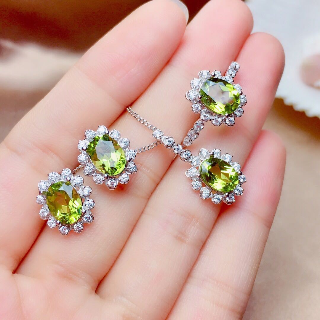 Transparent Peridot Sterling Silver Jewelry Set