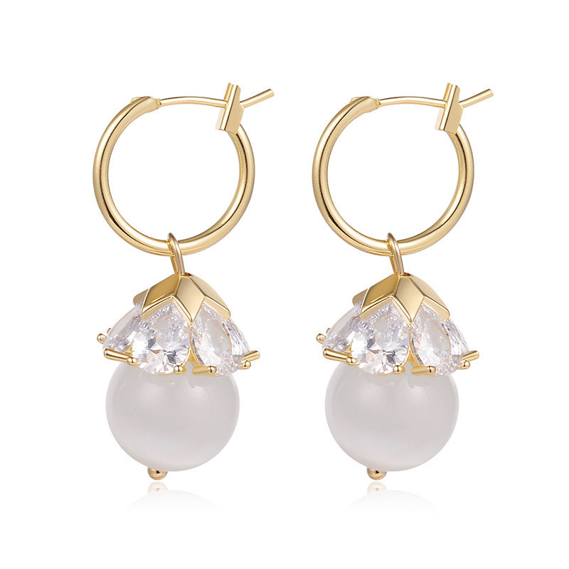 Elegant White Round Pearl Dangle Drop Earrings