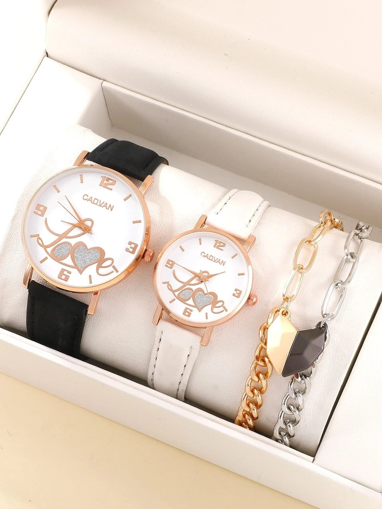 Heartfelt Duo: Couple's Watch & Bracelet Set