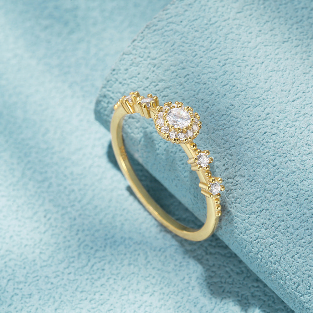 Exquisite Floral Rhinestone 925 Silver Proposal Ring