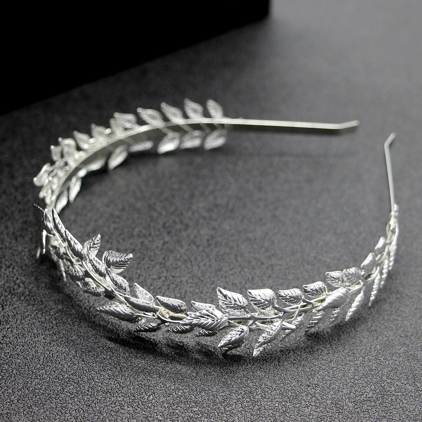 Elegant Golden Leaf Bridal Headband