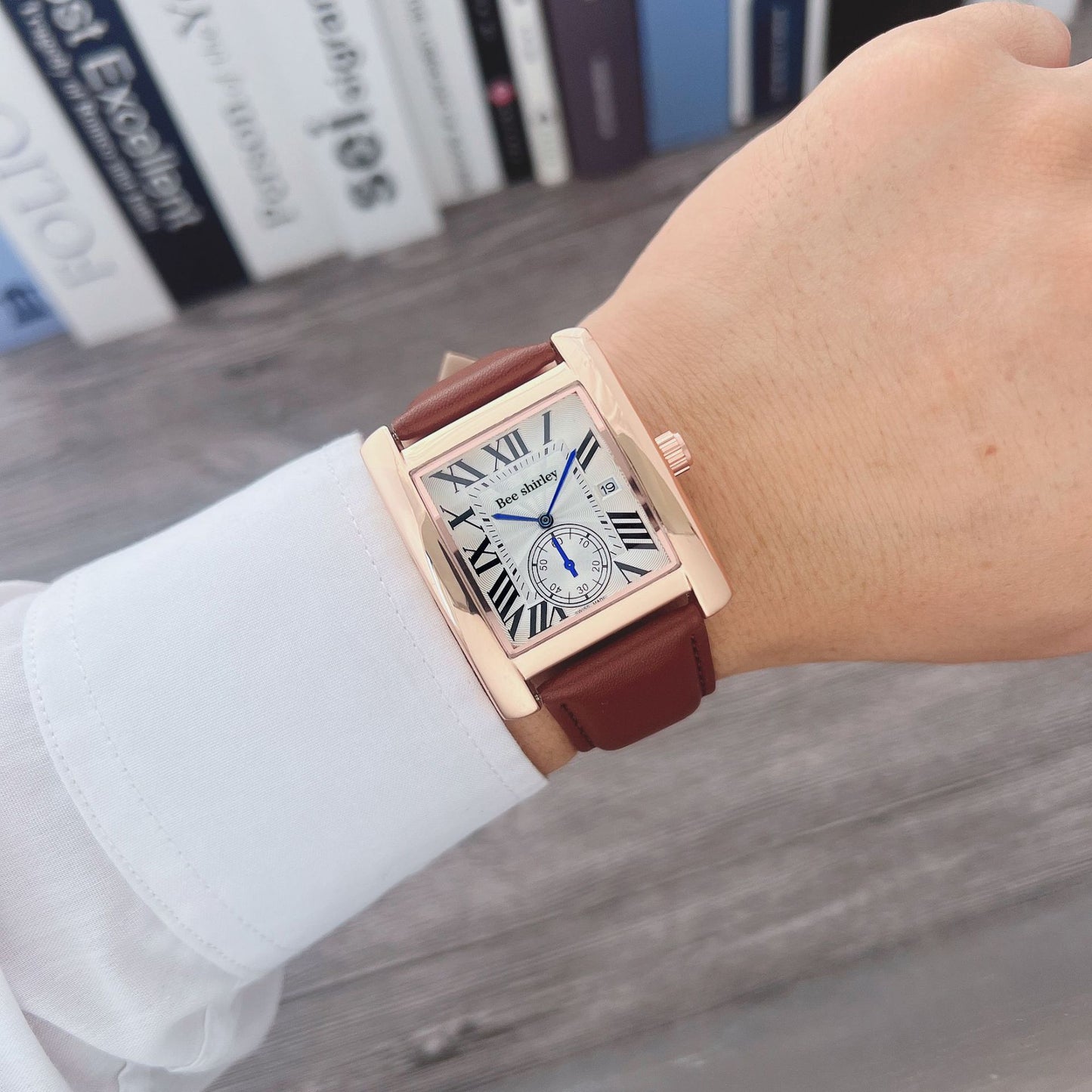 Elegant Rectangular Quartz Watch for Men