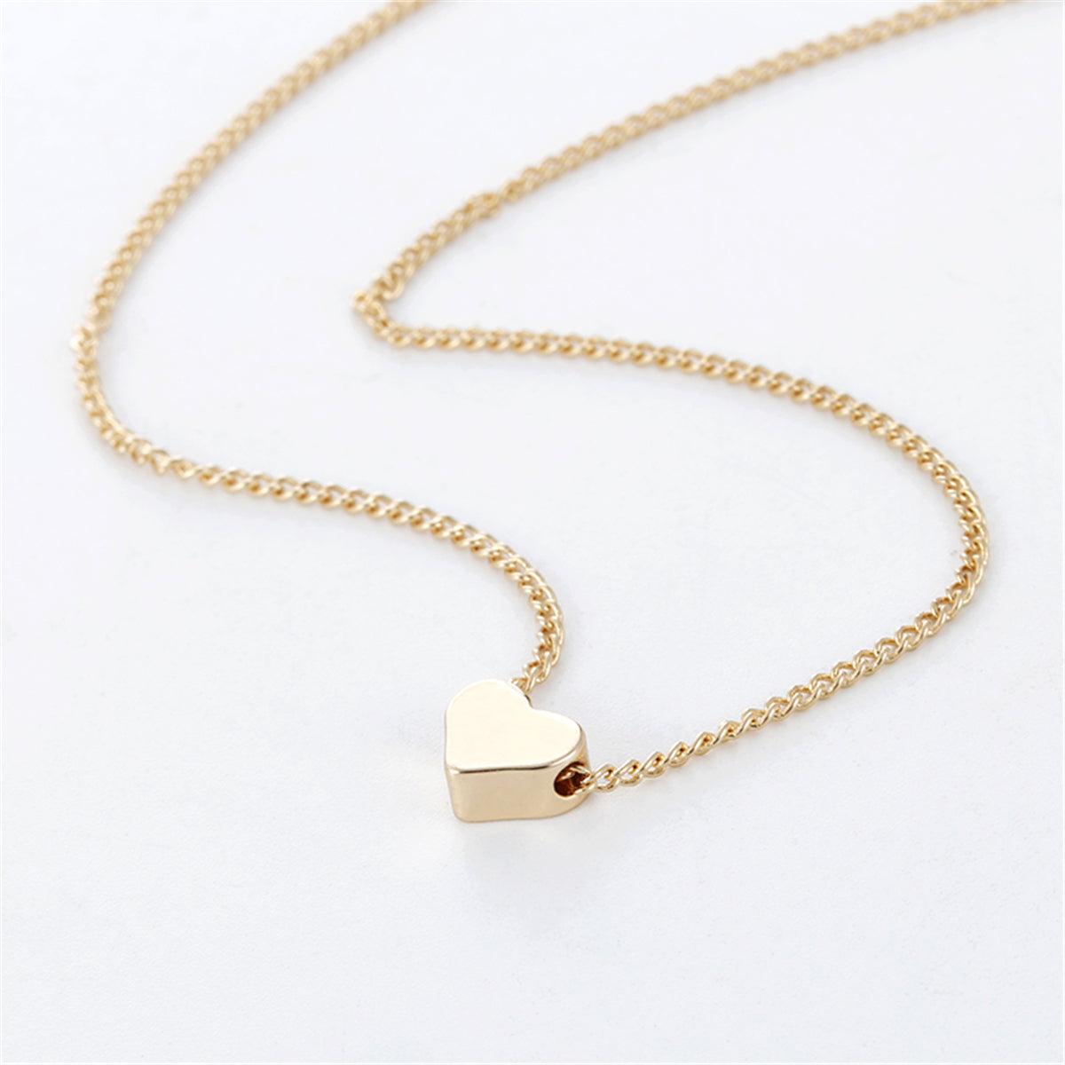 Simple Double Sided Tiny Heart Shaped Pendant Necklace