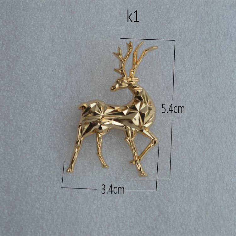 Alloy Three-dimensional Golden Deer Brooch