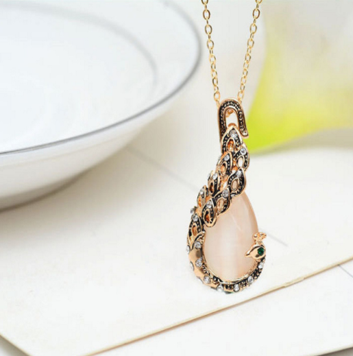 Women Elegant Waterdrop Rhinestone Pendant Necklace Hook Earrings Jewelry Set