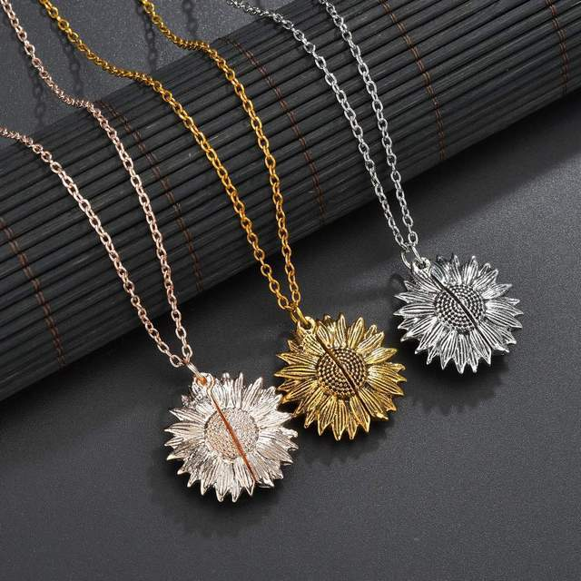 Sunflower Double Lettering Necklace