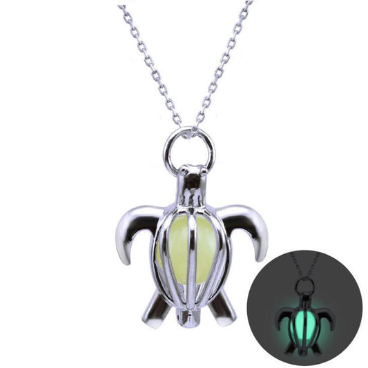 luminous little turtle necklace