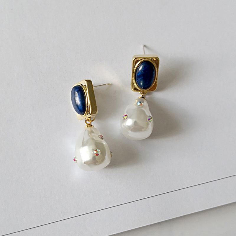 Pearl and diamond temperament ears