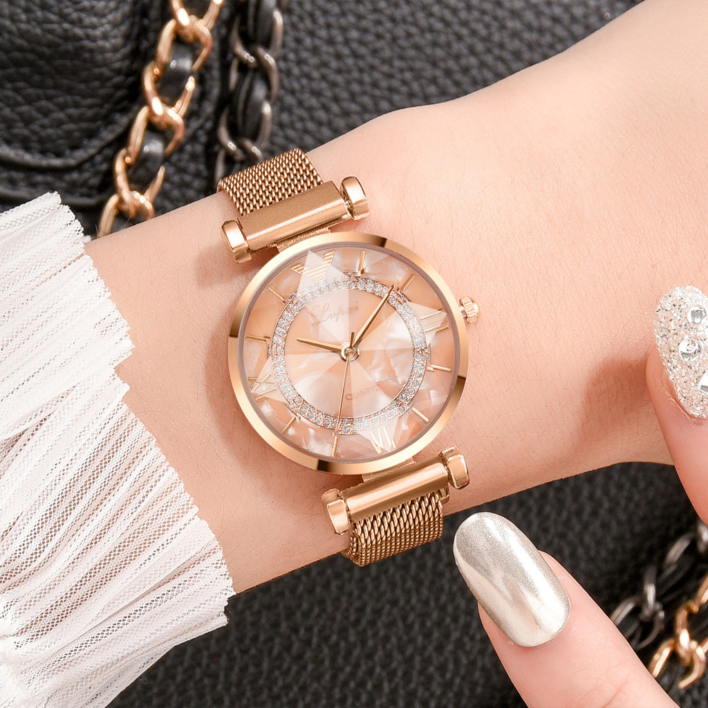 Magnet buckle and diamond jewellery watch