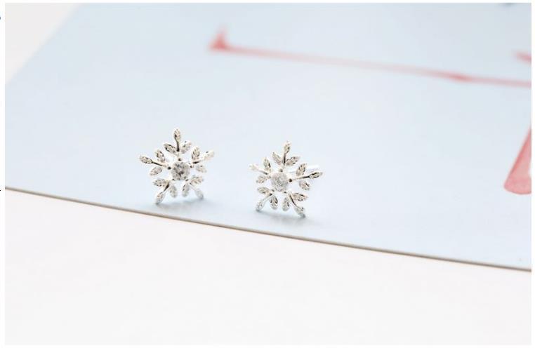 Love Snowflake Stud Earrings Korean Sweet Girl Heart