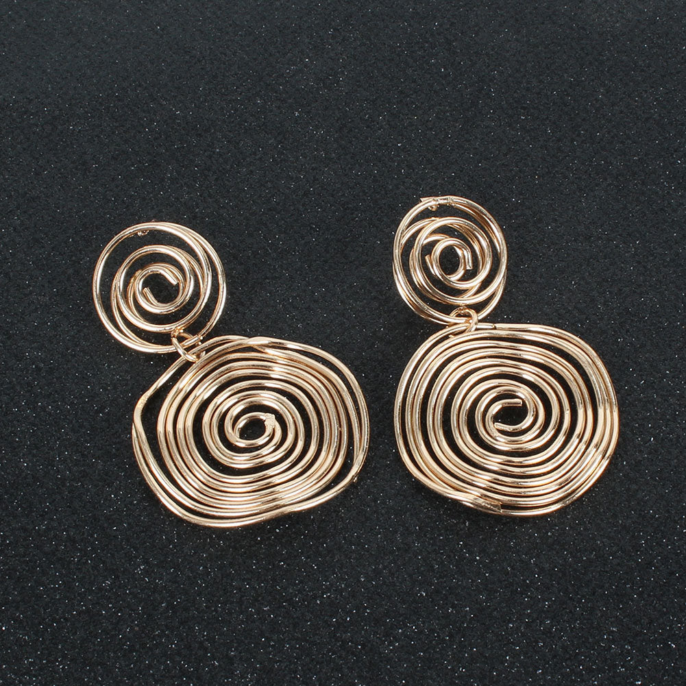 European And American Personality Trend Street Shooting Gold And Silver Earrings Earrings