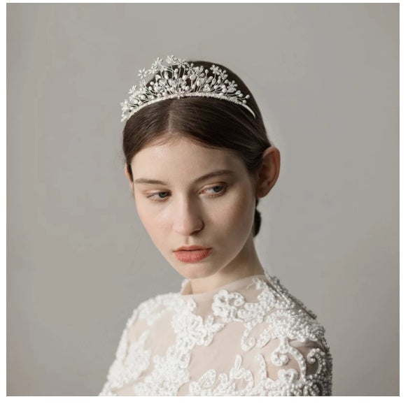 Beautiful Snowflake Flower Bridal Crown