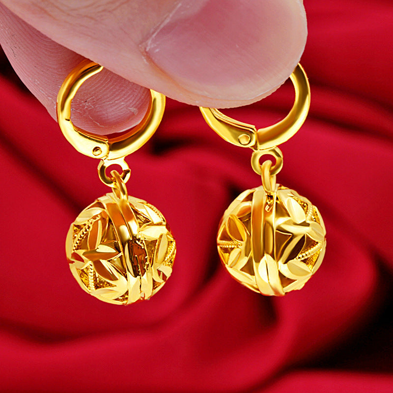 Fashion Wisp Four-Leaf Clover Earrings Women's Vietnamese Sand Gold Imitation 24k Wispy Four-Leaf Clover Wholesale