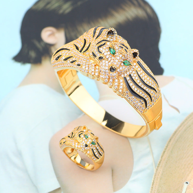 Fashion Big Leopard Full Rhinestone Bracelet Ring Set