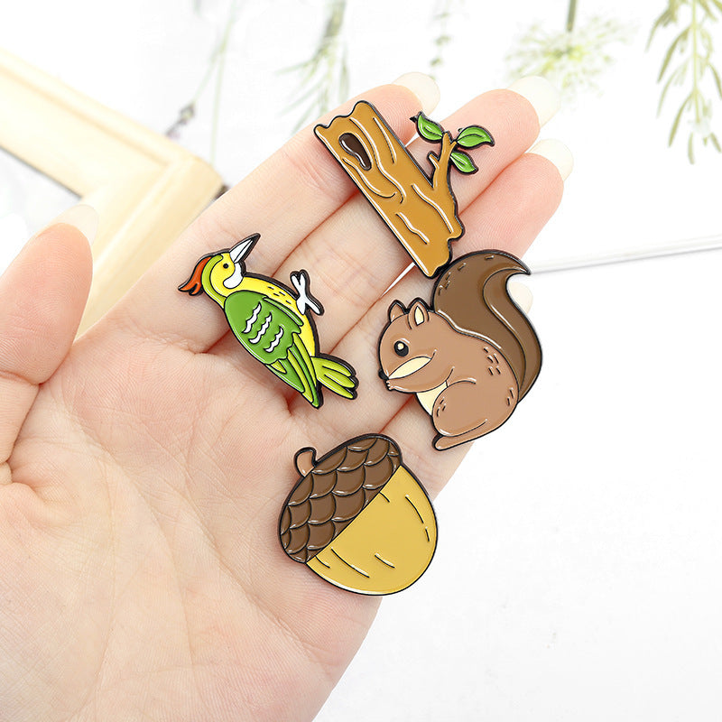 New Product Cartoon Cute Monkey Alloy Paint Brooch