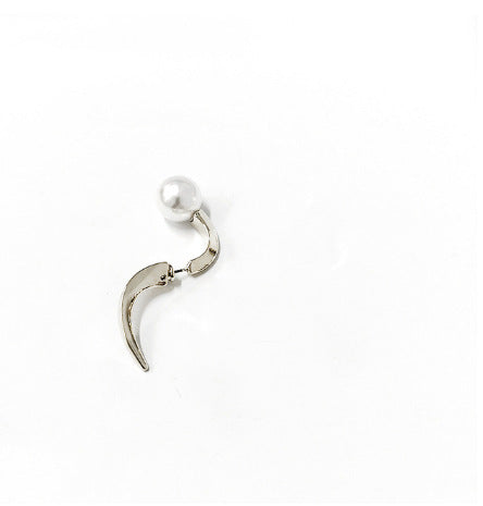 Shape Pearl Metal Multi-wearing Method Earrings Niche Temperament Simple Earrings