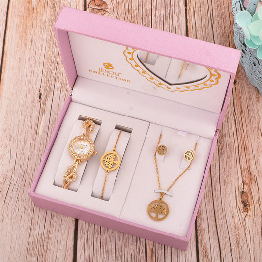 Fashion Necklace Simple Atmosphere Ladies Gift Set