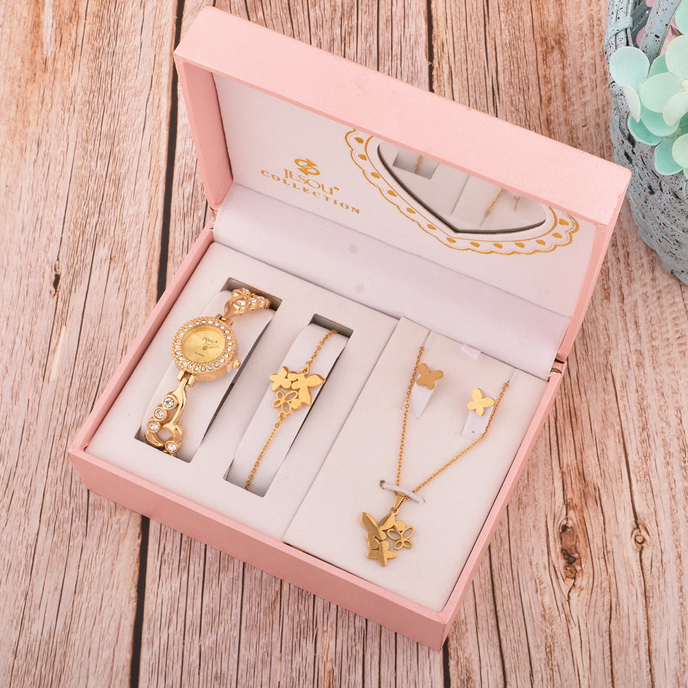 Fashion Necklace Simple Atmosphere Ladies Gift Set