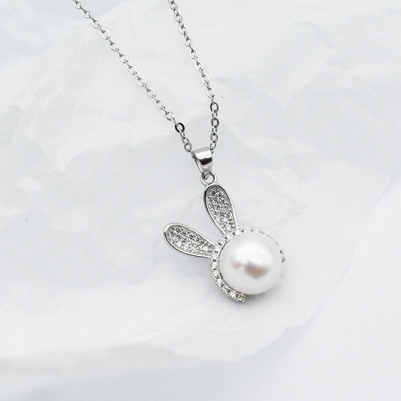 Luxury Cute Rabbit With Pearl Jewelry