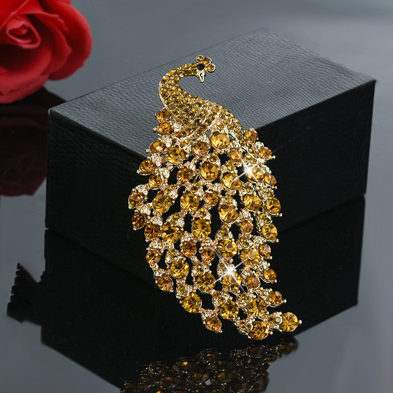 Large Rhinestone Peacock Wedding Brooch Jewelry Ladies Scarf Brooch