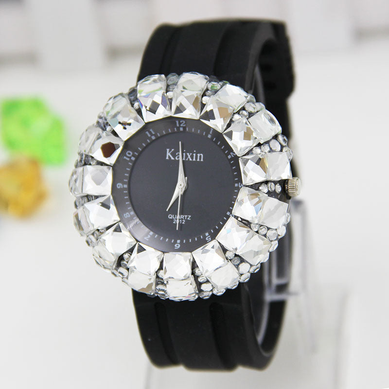 Trendy Gypsophila Big Dial Full Diamond Watch