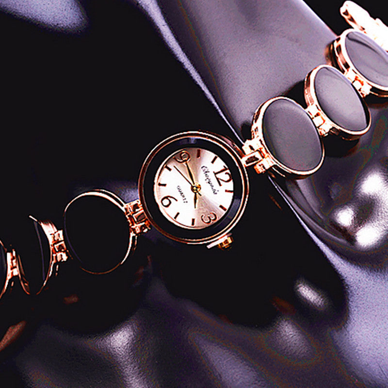 Nobler Wafer Design Quartz Bracelet Watch