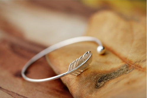Elegant Leaf Bracelet S925 Sterling Silver