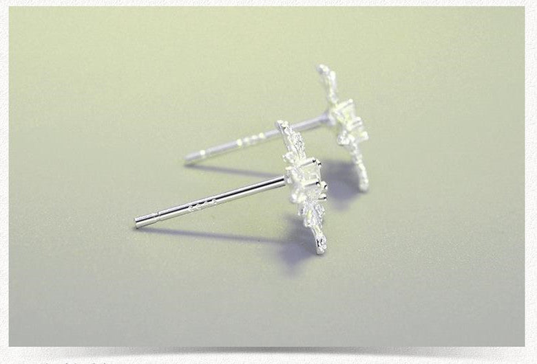 Love Snowflake Stud Earrings Korean Sweet Girl Heart