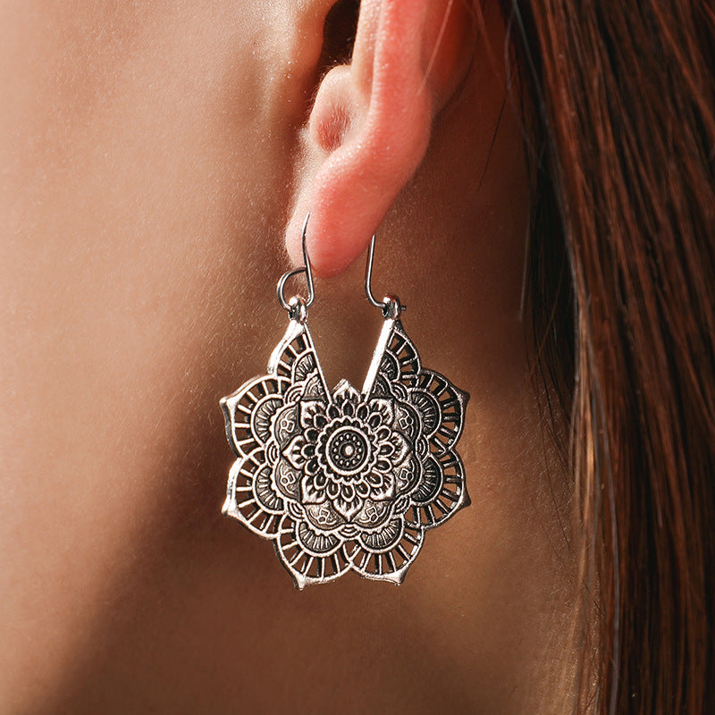 Vintage ethnic style metal openwork floral flower earrings