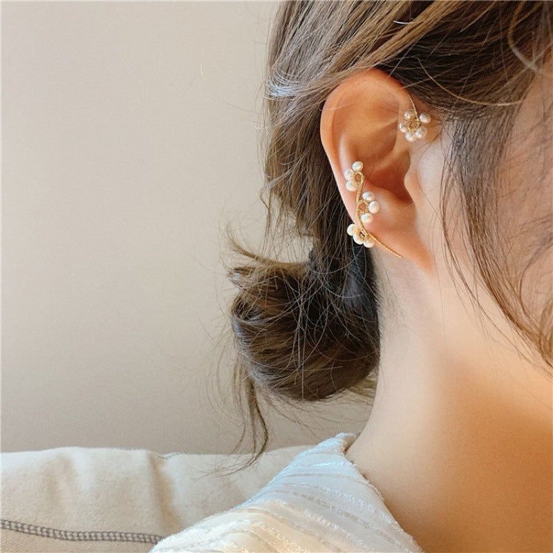 New Summer Fashion Net Celebrity Cold Wind Braided Pearl Earrings