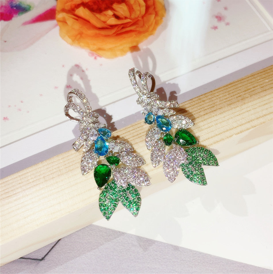 Women's Fashion Zircon Flower Earrings