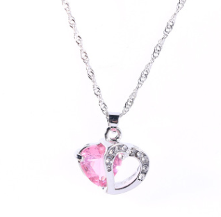 Lady Fashion Heart Pendant Necklace