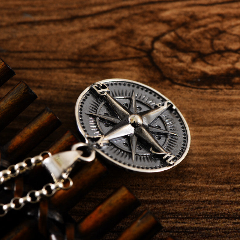 Silver Vintage Distressed Round Compass Pendant Exquisite