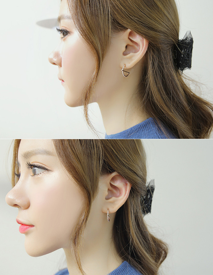 Han Jinying Korean version S925 sterling silver studs fashion personality CHIC wind simple micro zircon geometric Earrings