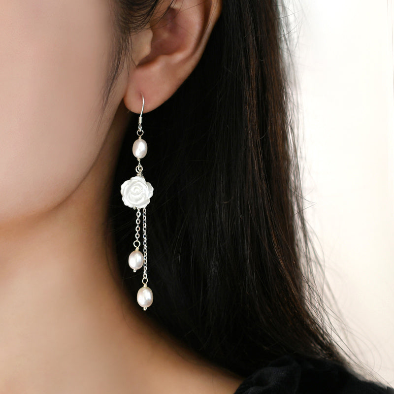 Fashionable Freshwater Pearl Camellia Earrings