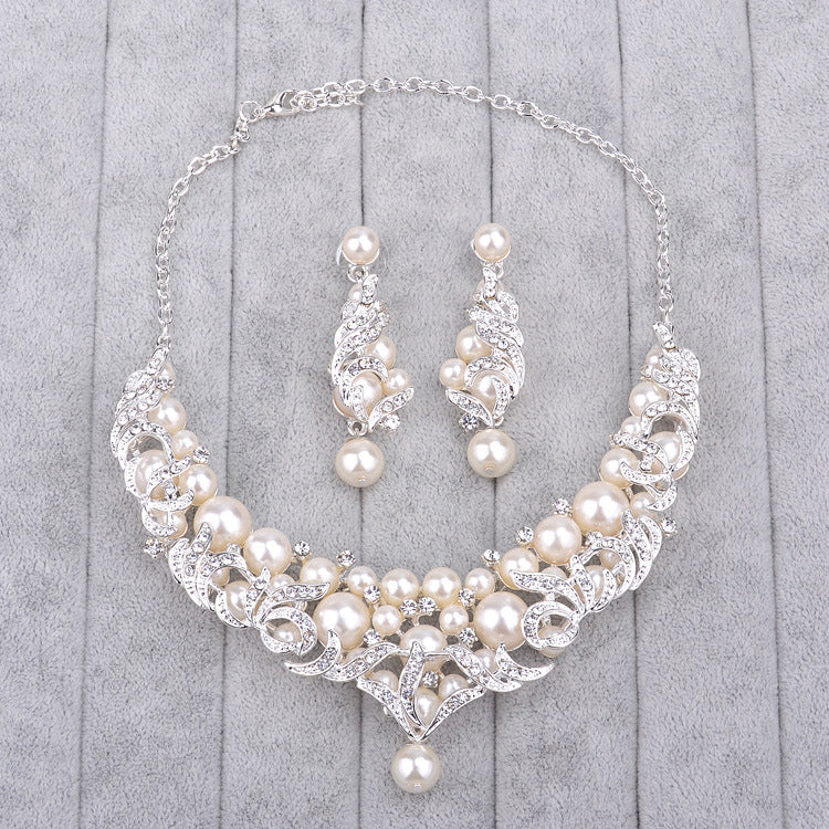 The new trade suits Europe pearl necklace jewelry pendant bride alloy big high-end wedding accessories