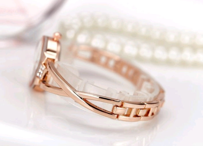 Women's steel belt student bracelet waterproof quartz electronic ladies fashion watch