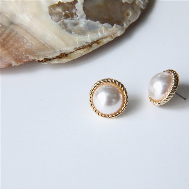 Pearl cat's eye stone earrings