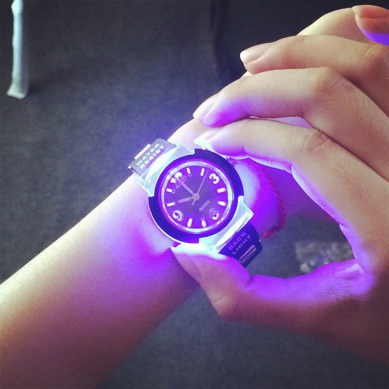 Korean Version Of The    LED Light Cool Tide Damen Harajuku Trend Personality Of Students Leisure Sports Night Watch Jelly